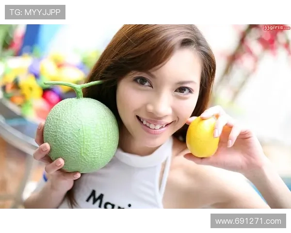 三浦亚沙妃：不止于颜值，探寻镜头之外的多元魅力